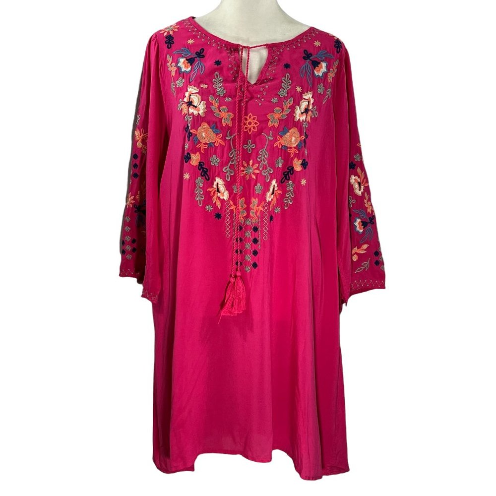 Like new UMGEE Pink & Floral Embroidered Tunic Cover Up Dress Size Small
